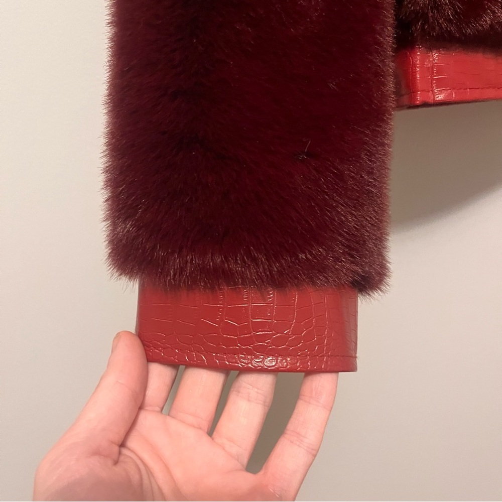 🎉🎉Red Contrast Trim Faux Croc Leather & Faux Fur Snap Button Front Zipper Moto - Picture 12 of 17